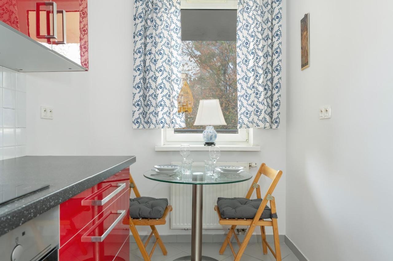 Stylish For 2 With Balcony Robocza By Renters Apartment *